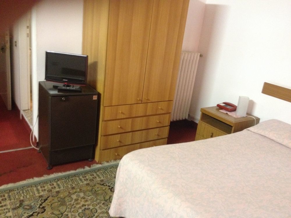 Hotel Moderno Lecco Exterior foto