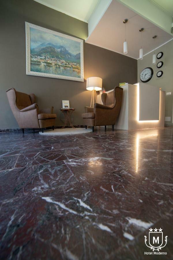 Hotel Moderno Lecco Exterior foto